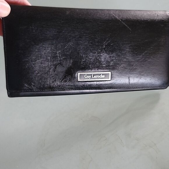 Guy Laroche Leather Wallet - Picture 8 of 8